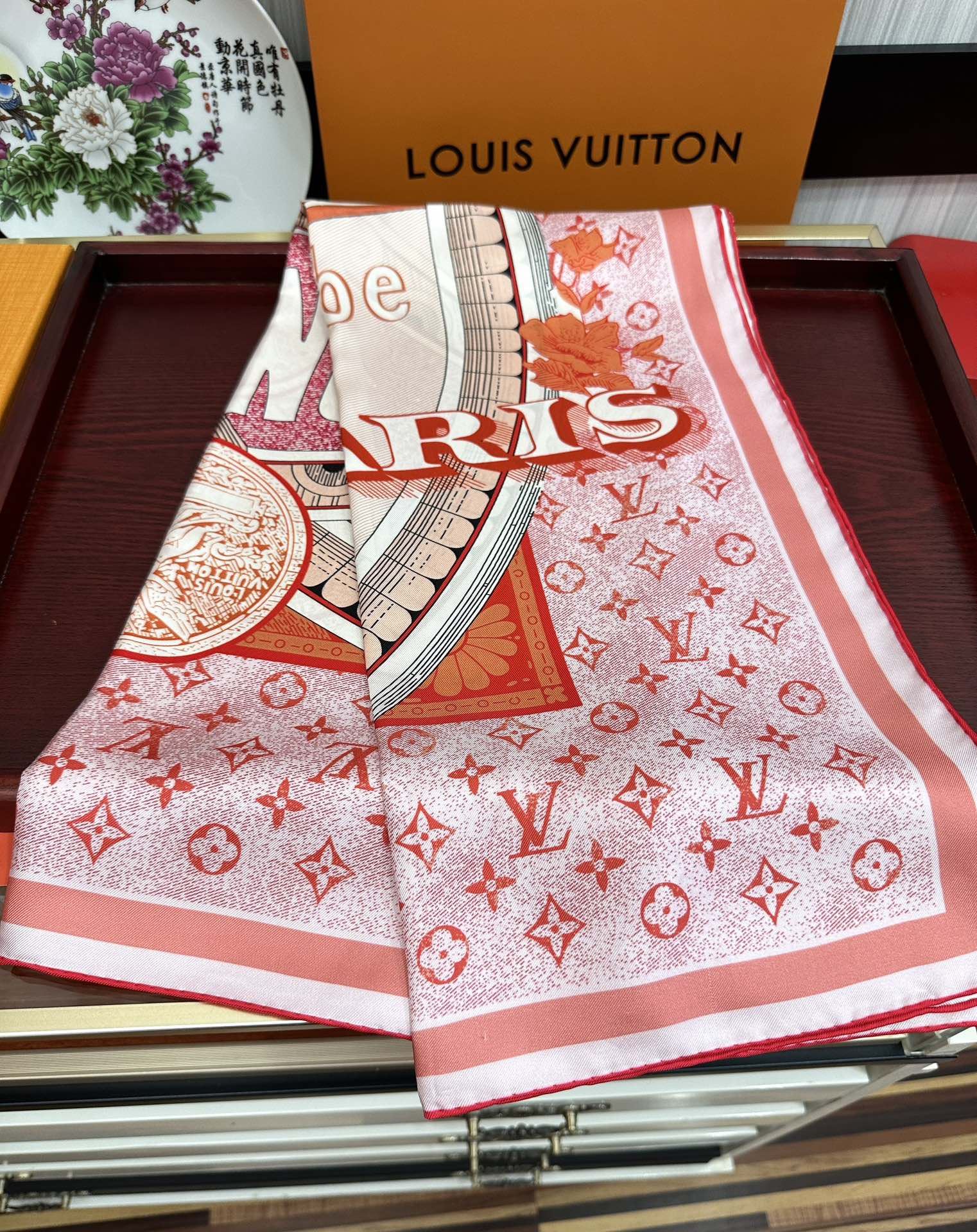 Louis Vuitton Scarf